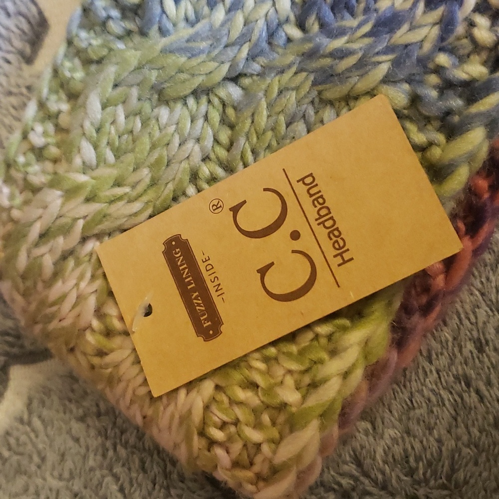 3/$25 C.C Beanie Fuzzy Lined Multi Color C.C Head Wrap (Headband) - Picture 6 of 10